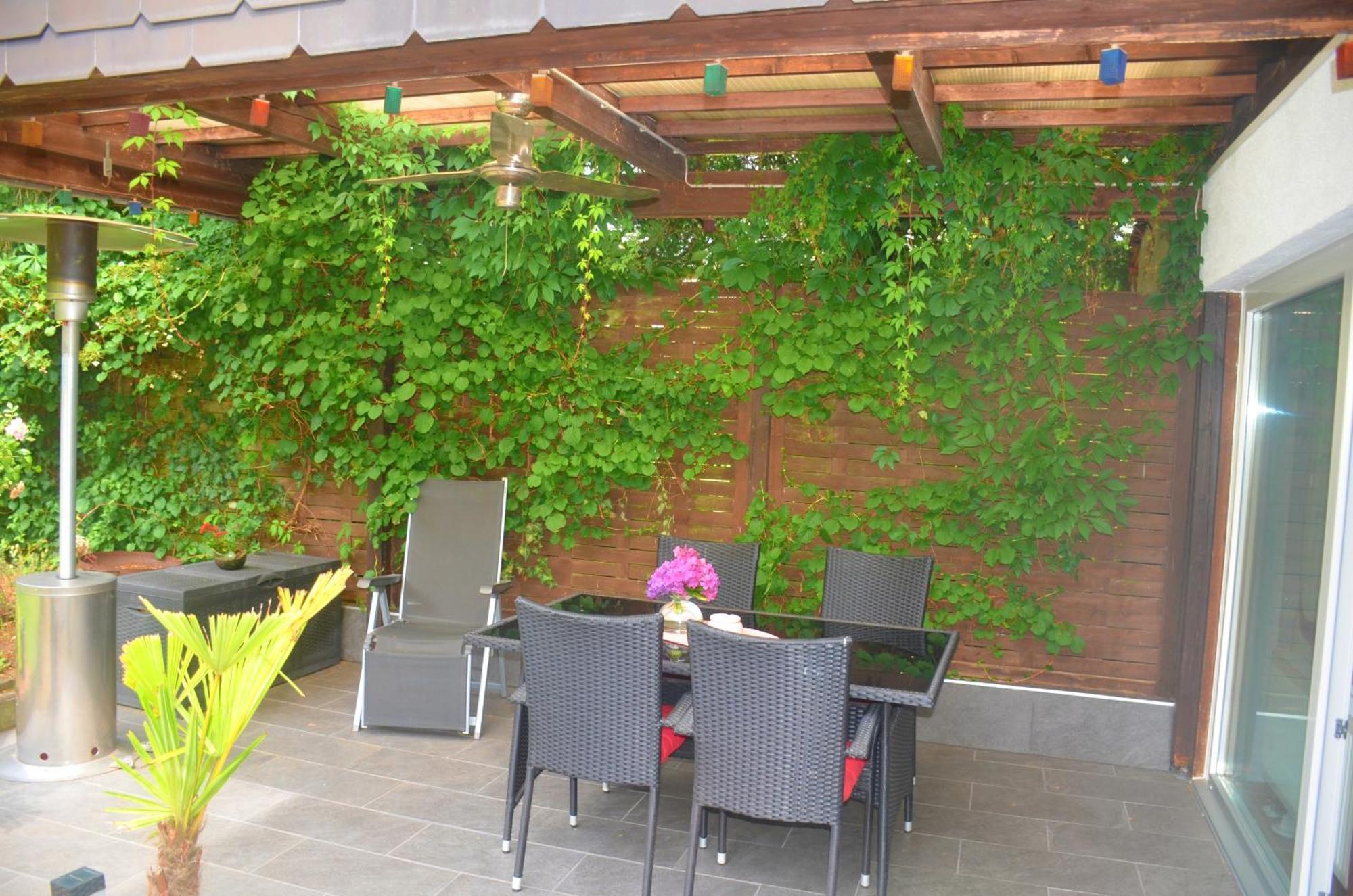 Auszeit Naehe Airport Apartment เริสราท ภายนอก รูปภาพ